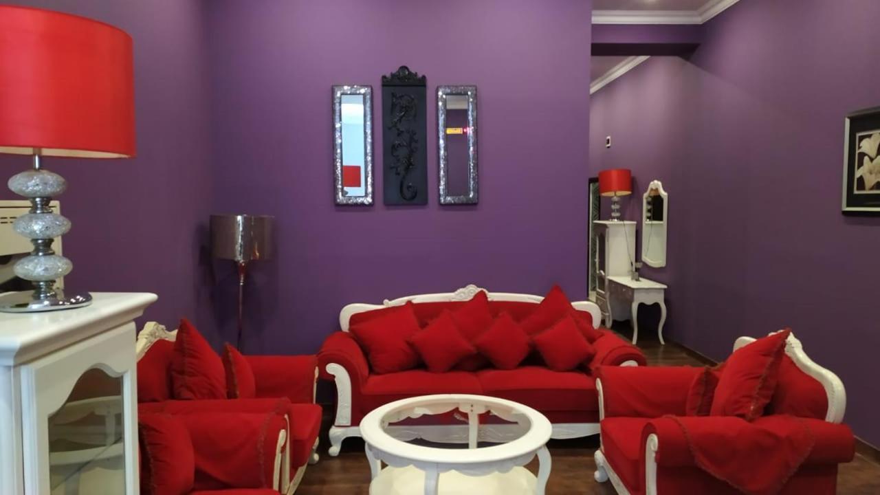 Lucky Fox Hotel Atyrau Bagian luar foto